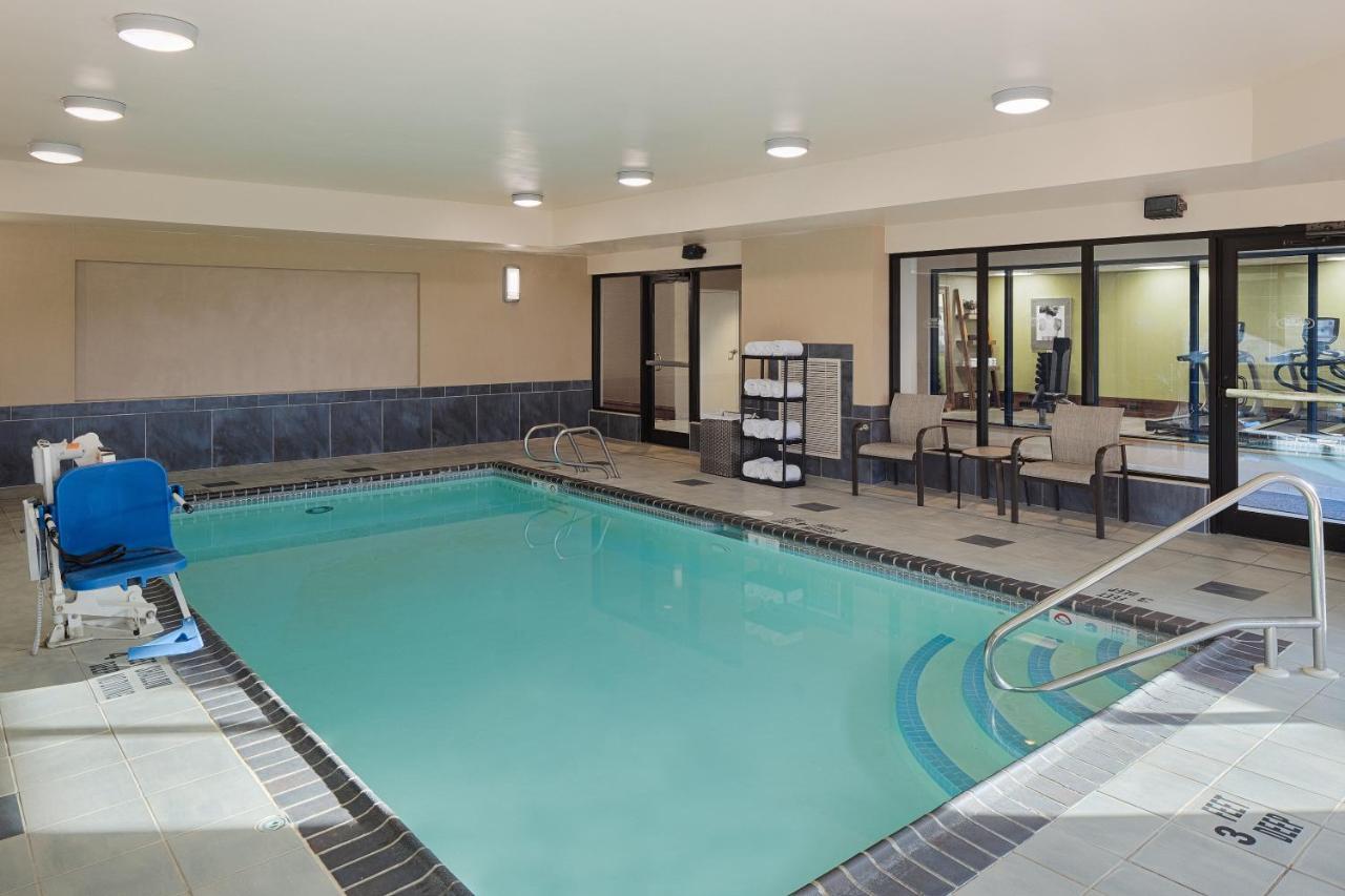 Courtyard By Marriott Ithaca Airport/University Exteriér fotografie