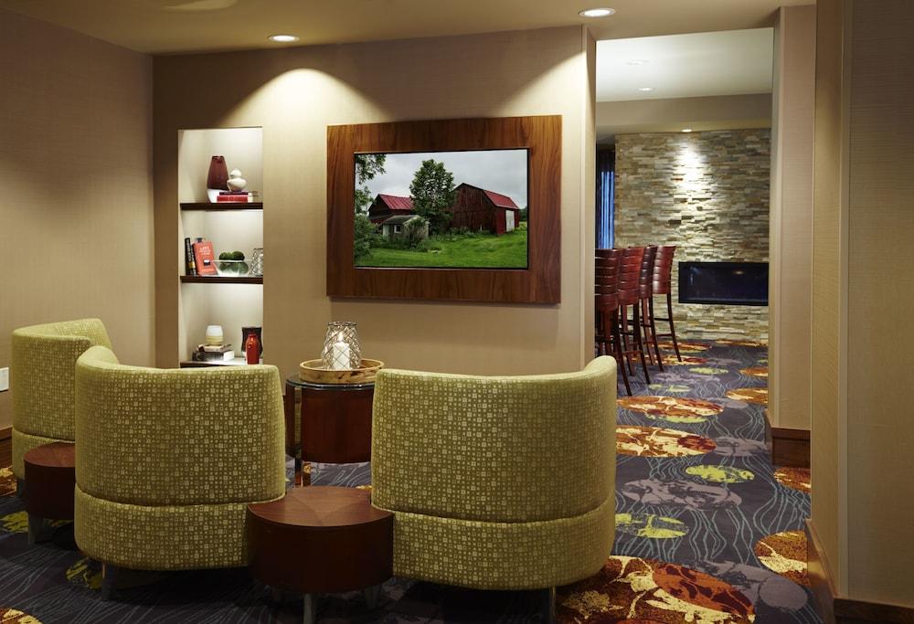 Courtyard By Marriott Ithaca Airport/University Exteriér fotografie