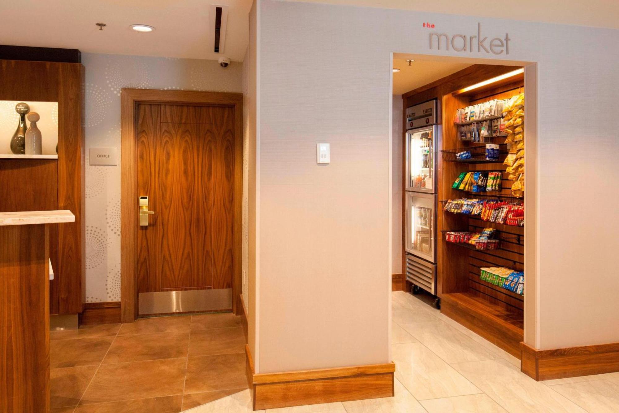 Courtyard By Marriott Ithaca Airport/University Exteriér fotografie