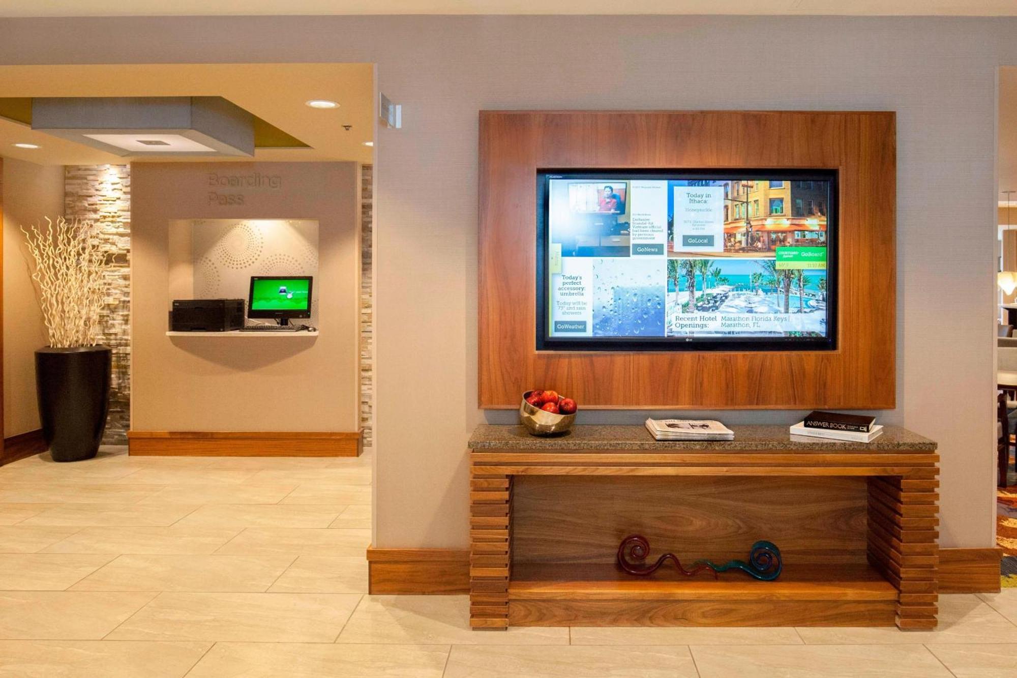 Courtyard By Marriott Ithaca Airport/University Exteriér fotografie