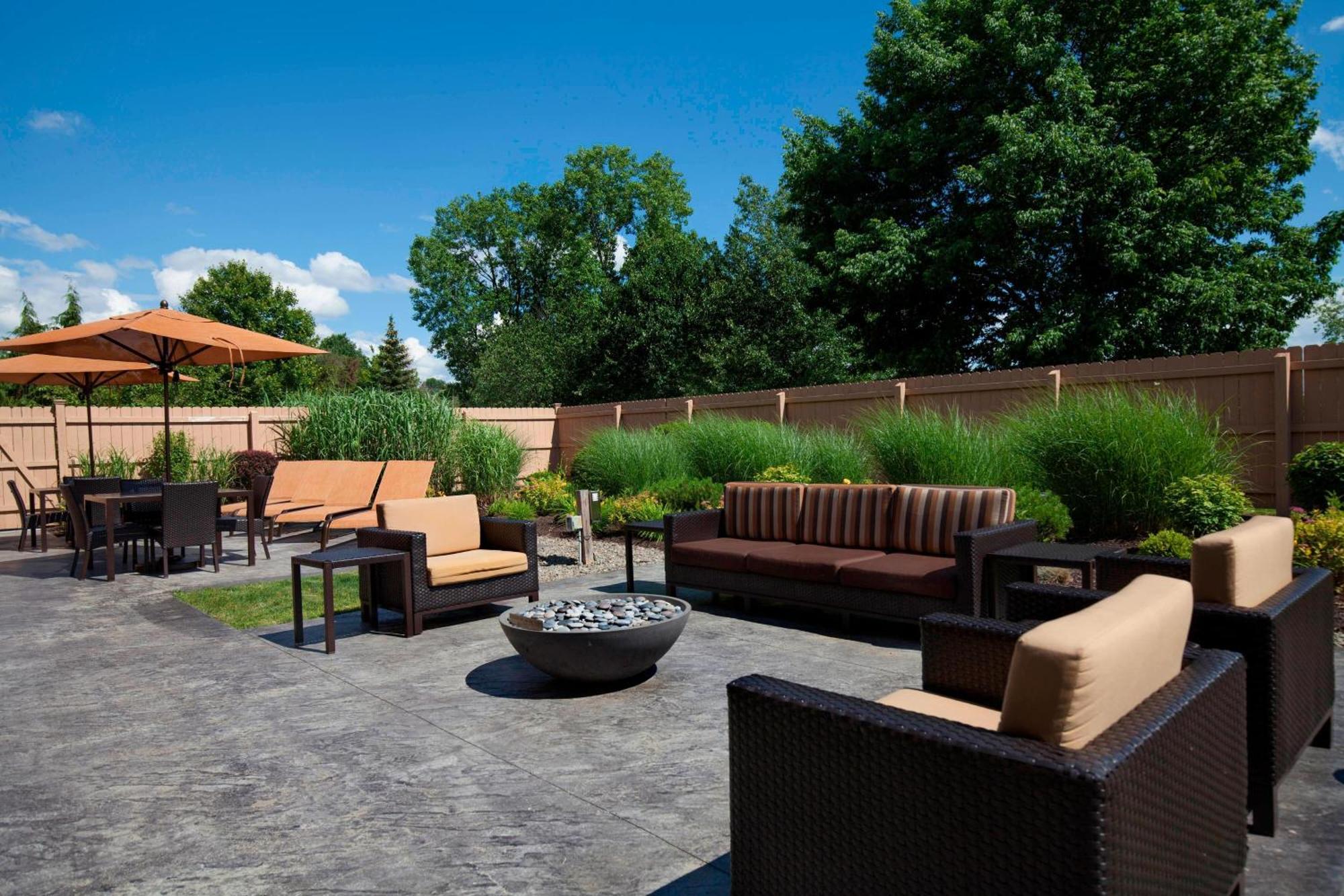Courtyard By Marriott Ithaca Airport/University Exteriér fotografie