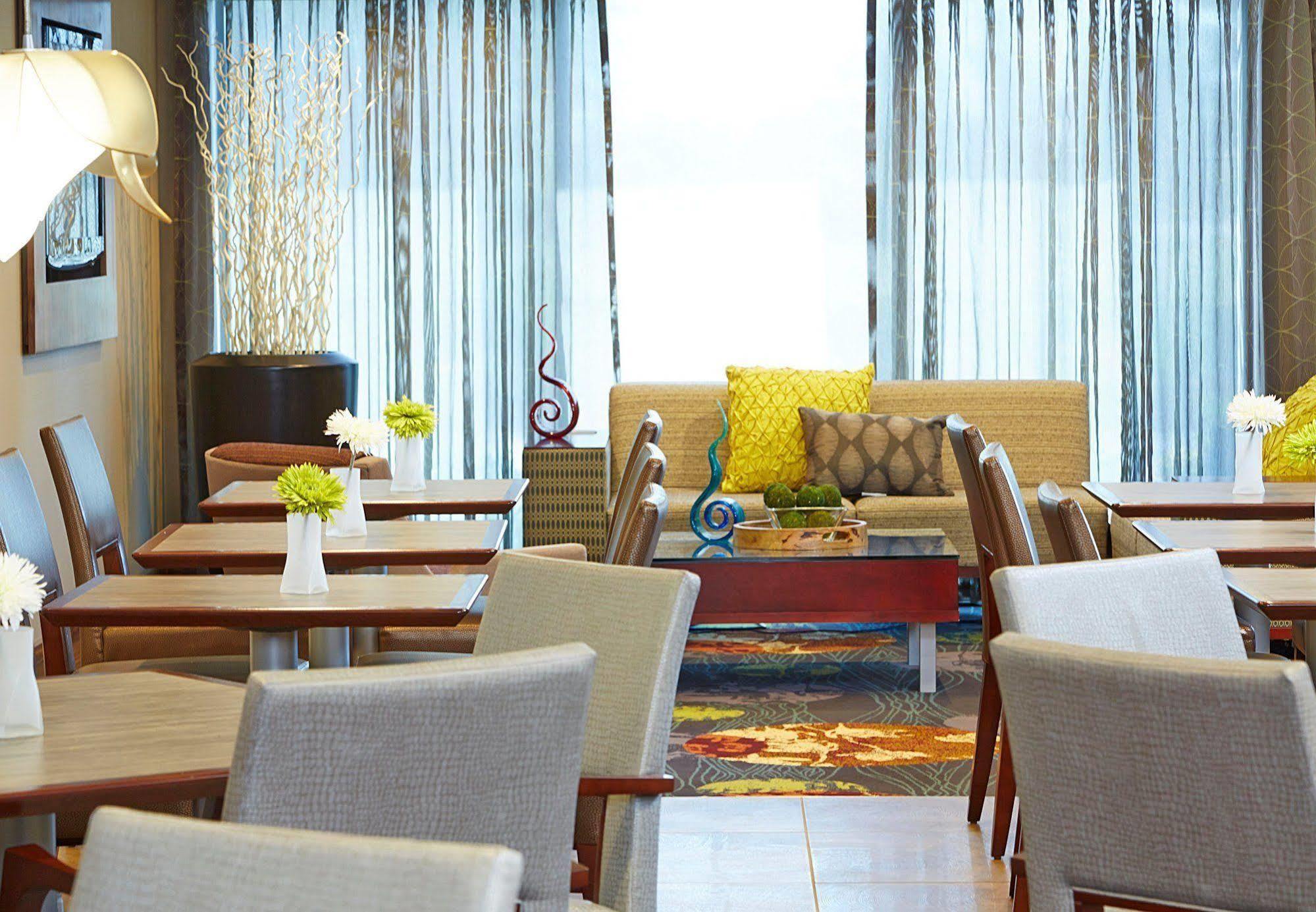 Courtyard By Marriott Ithaca Airport/University Exteriér fotografie