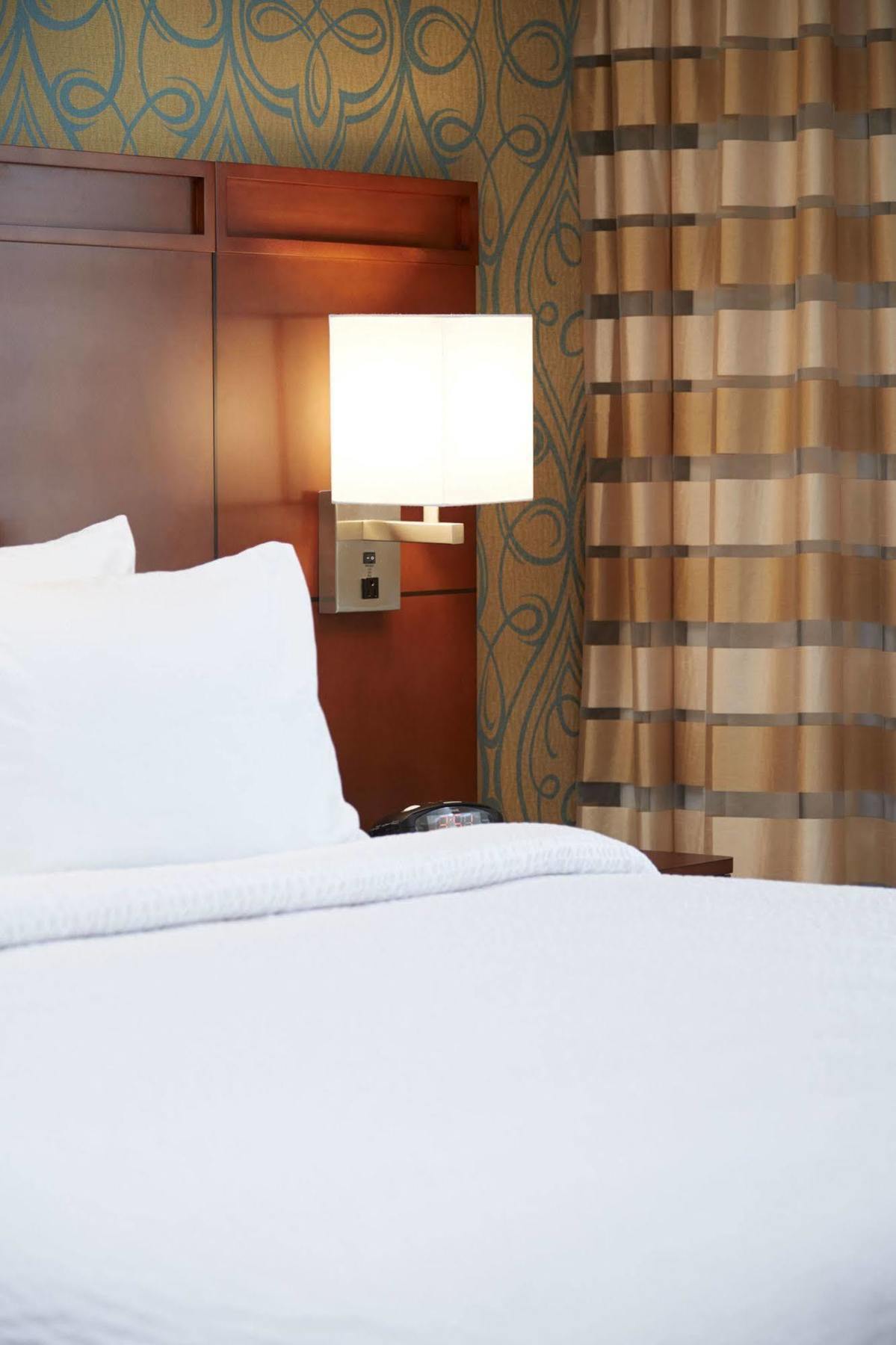 Courtyard By Marriott Ithaca Airport/University Exteriér fotografie